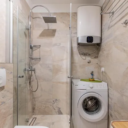 Luce Del Sole Apartman Mirce